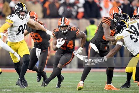 Matchup To Watch: Browns RB Nick Chubb Vs Steelers LB Devin Bush ...