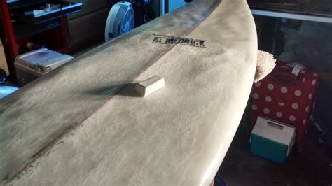 How to Wax a Surfboard : 5 Steps (with Pictures) - Instructables