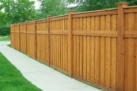 Wood & Vinyl Rustic Fence Options | Find Rustic Privacy Fences