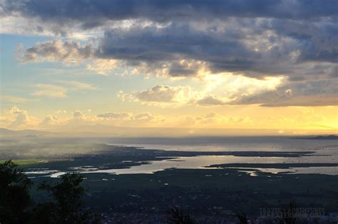 Laguna De Bay Sunset | Travel + Adventures www.marxtermind.c… | Flickr