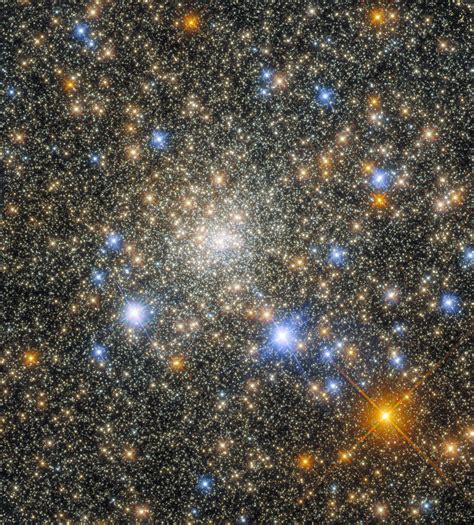 ESA - Portrait of a globular cluster