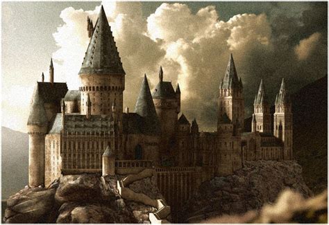 Hogwarts by fangdarien on deviantART | Hogwarts, Hogwarts castle ...