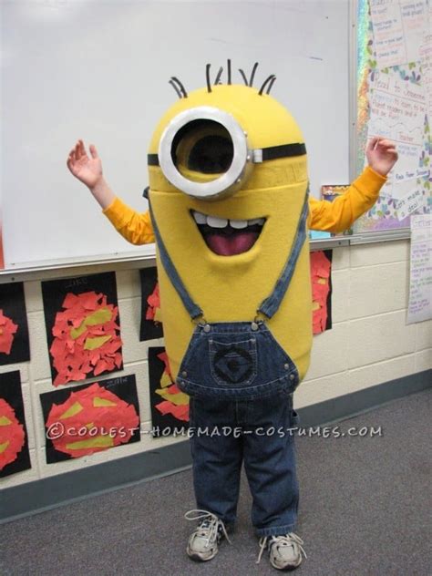 Halloween Costume Ideas: Minions from Dispicable Me | Make It & Love It