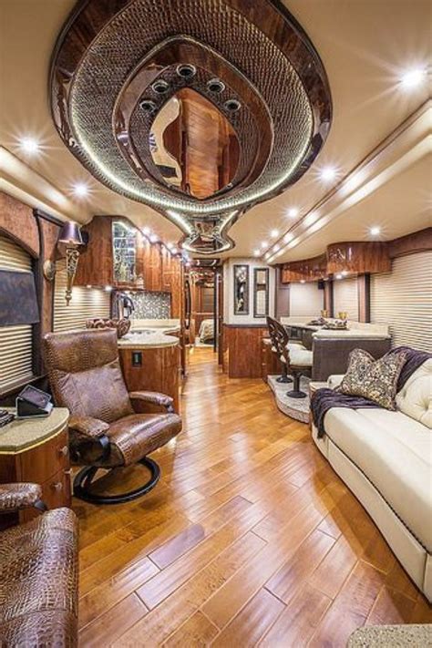 43 Cozy Interior RV Large for Your Family | Luxury rv living, Luxury rv, Travel trailer interior