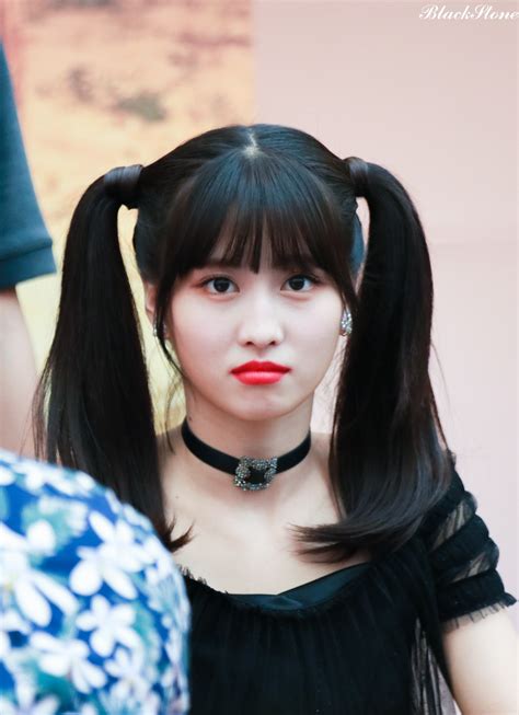 Sad Momo : r/twice