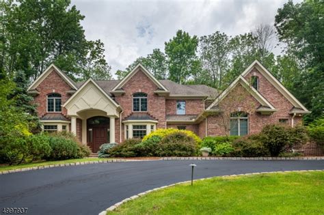 Watchung - Real Estate and Apartments for Sale | Christie's International Real Estate