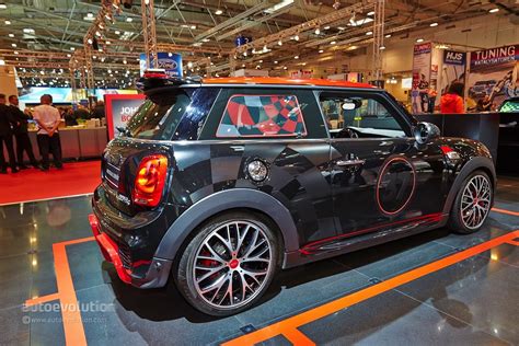 2015 MINI Cooper S Gets 211 HP with JCW Tuning Kit at Essen [Live ...