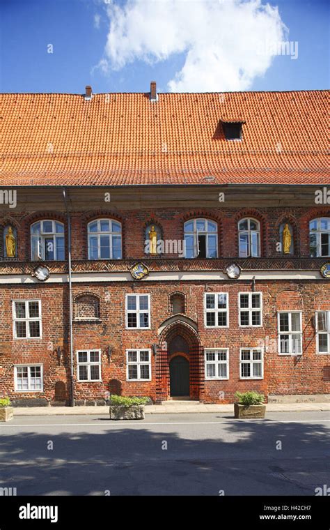 Luneburg, Old Town, brick building, facade, detail Stock Photo - Alamy