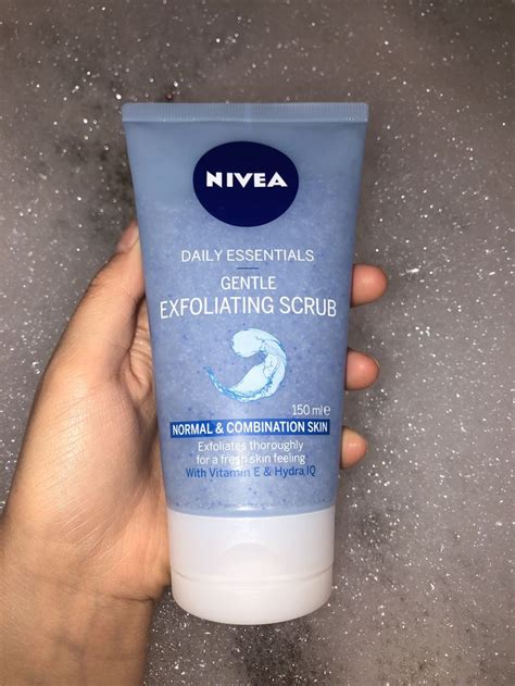 NIVEA Gentle Exfoliating Face Scrub, 150ml | Exfoliate face, Body exfoliator, Exfoliating face scrub