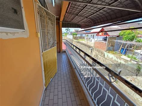 Taman Indah Jaya, Kluang End lot 2-sty Terrace/Link House 4 bedrooms ...