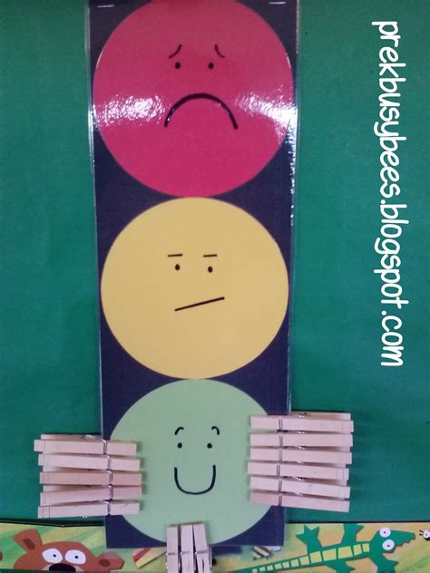 Pre-K Busy Bees: Stoplight Behavior Chart | Behavior chart toddler ...