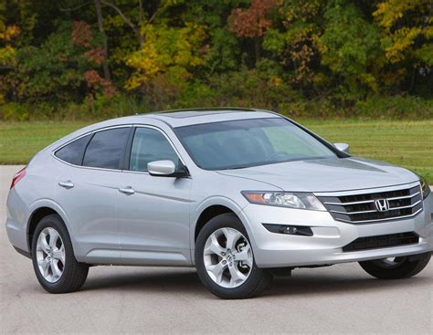 Honda Crosstour Photos and Specs. Photo: Honda Crosstour review and 21 ...