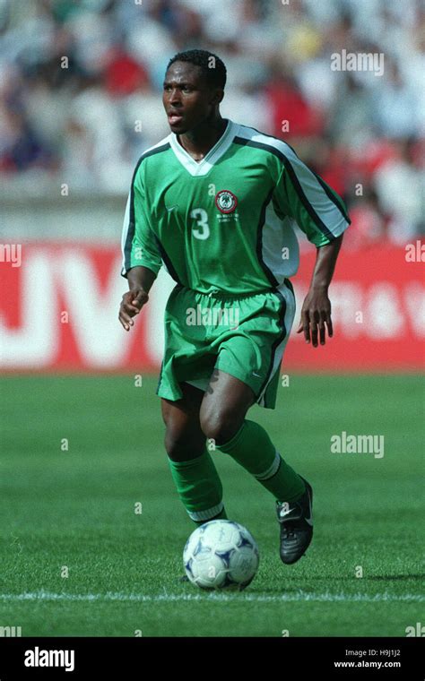 CELESTINE BABAYARO NIGERIA & CHELSEA FC 30 June 1998 Stock Photo - Alamy