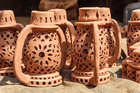 Pottery on the Street in Dharavi Slum at Mumbai. India Stock Photo - Image of selling, business ...