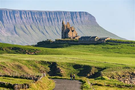 "Classiebawn Castle & Benbulben Mountain" | Irish Landscape Photographer