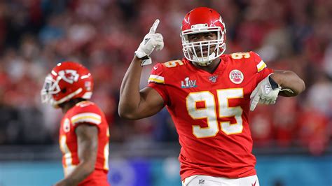 Kansas City Chiefs' Chris Jones 'fixing to get drunk' after Super Bowl