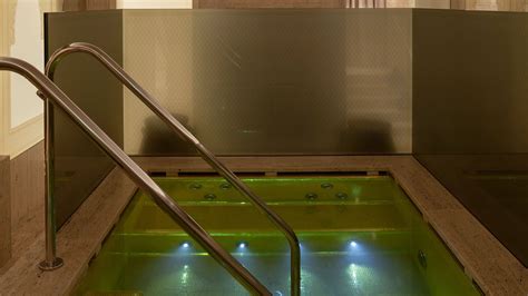 Explore AQVAM SPA at Park Hyatt Milan