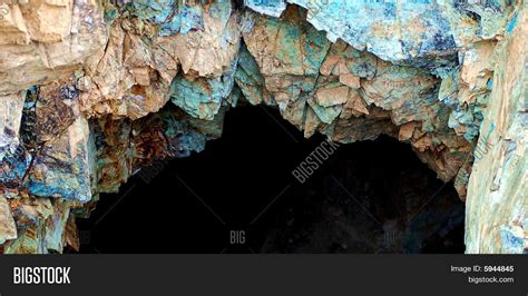 Mine Shaft Image & Photo (Free Trial) | Bigstock