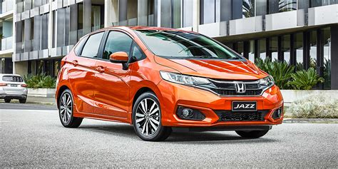 2018 Honda Jazz pricing and specs: Updated styling, more standard ...