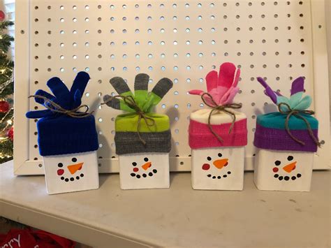 Mitten snowmen image 0 | Teacher christmas gifts, Christmas crafts to sell, Christmas crafts