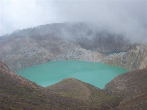 panorama alam: panorama danau kelimutu