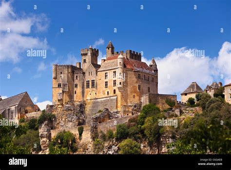 Castle chateau at Beynac et Cazenac, Dordogne, France, Europe Stock ...