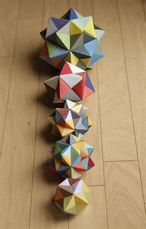 Modular Origami: Icosahedron, Octahedron & Cube « Math Craft :: WonderHowTo