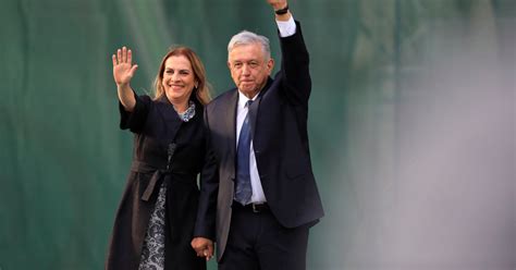 As Troubles Grow, Mexicans Keep the Faith With Their President - The ...