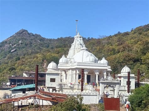 Parasnath Temple Giridih 2 BCE Jain Temple - Famous Temples Of India