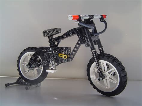 LEGO TECHNIC MOTORCYCLES: Lego Technic MTB Bike - Specialized Demo