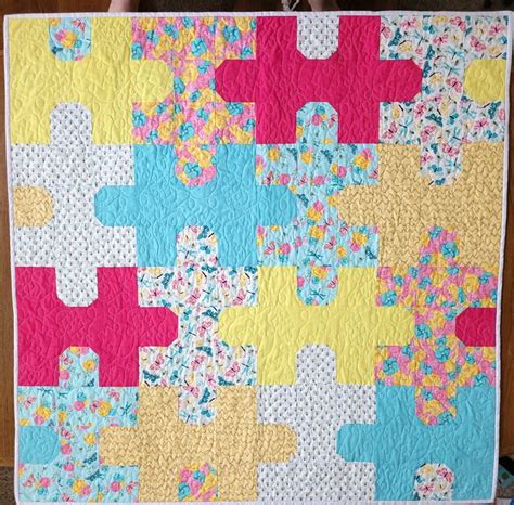 FREE Jigsaw Puzzle Quilt Pattern (AccuQuilt-Friendly Tutorial!)