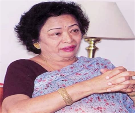 Shakuntala Devi Biography - Childhood, Life Achievements & Timeline