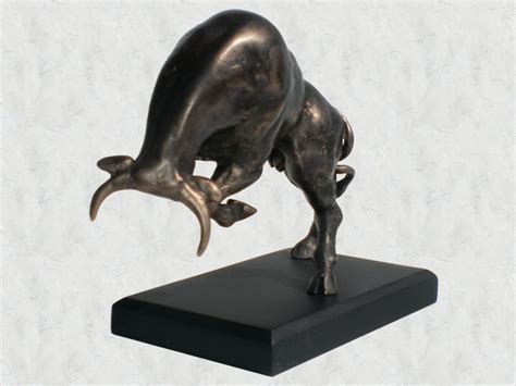 Bucking bull, bronze sculpture free image download