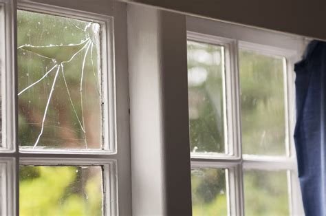 24/7 Emergency Home Window Repair | Glass Doctor