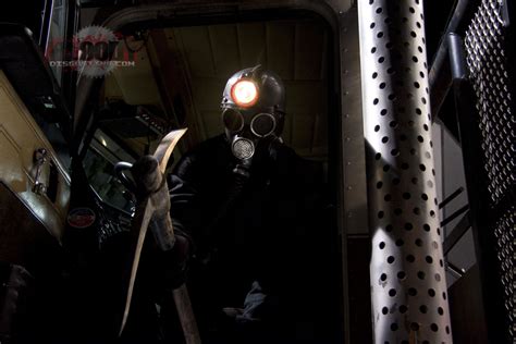 A Horror Diary: Review: My Bloody Valentine 3D (2009)