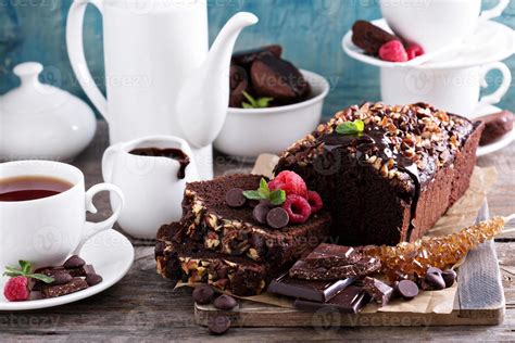 Chocolate loaf cake with nuts 15704890 Stock Photo at Vecteezy