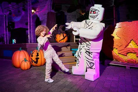 How to celebrate Halloween at theme parks this October - The Points Guy