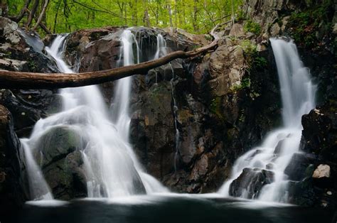 9 Jaw-Dropping Waterfalls in Shenandoah National Park