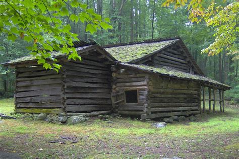 Appalachian Trail - Smoky Mountain Golden Cabins