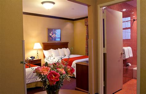 Hotel Newton (New York, NJ) - Resort Reviews - ResortsandLodges.com