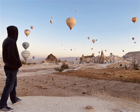 best-things-to-do-cappadocia-sunrise-balloons - The Travel Bible