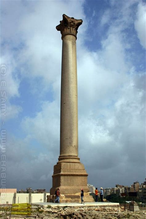 Pompey's Pillar Photos from Pompey's Pillar Pictures from Pompey's Pillar - عمود السواريPhotos ...