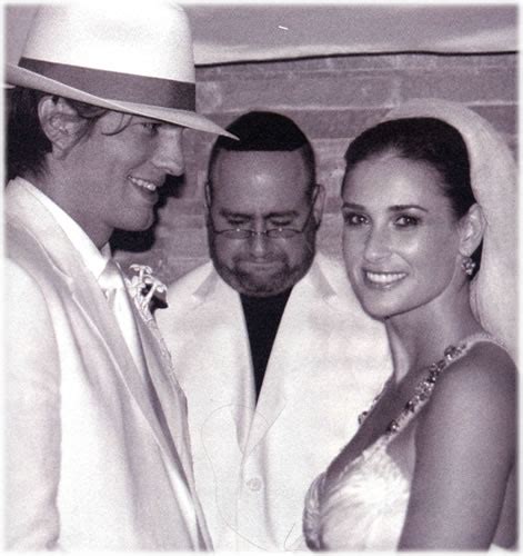 Ashton Kutcher Demi Moore Wedding Pictures - PurseForum