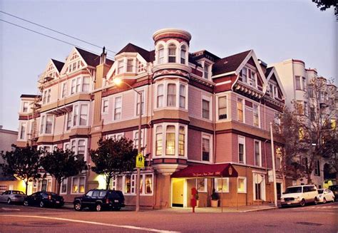 10 Creepiest Haunted Hotels in California