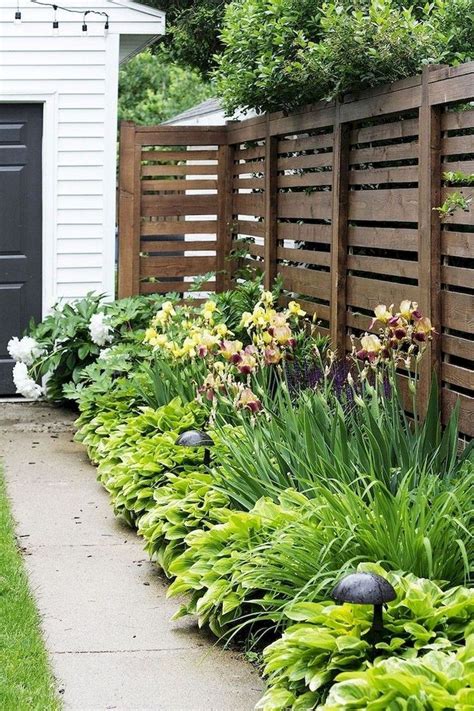 45+ Simple and Cheap Privacy Fence Design Ideas | Privacy fence ...