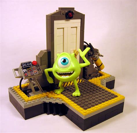 Pixar animator Angus MacLane builds best LEGO Wall-E yet [Interview ...