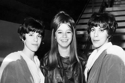 Mary Weiss, lead singer of the Shangri-Las, dies aged 75 | The Standard