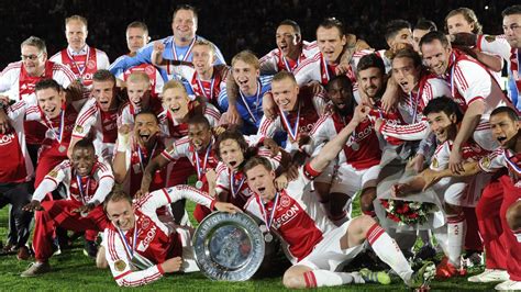 Ajax win 31st league title - Eurosport