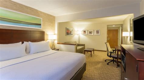 Holiday Inn BWI Airport | Visit Baltimore