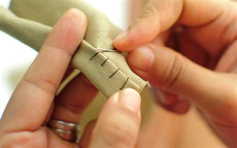 How to Sew Vertical Hem Stitch (Couch Stitch): 5 Steps